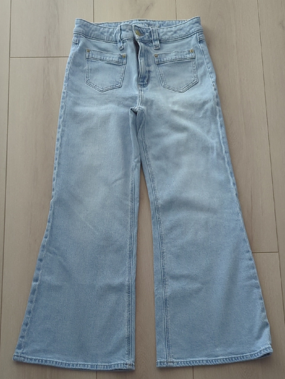AE Light Wash Flared Jeans